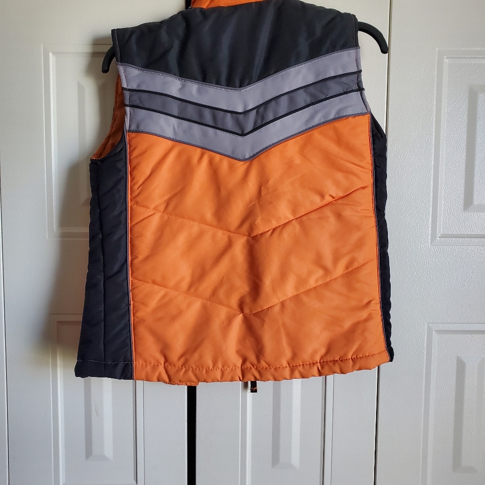 Vest - Picture 4 of 4